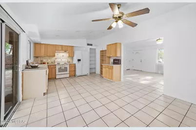 1812 N Arcadia Avenue, Tucson, AZ 85712 - Photo 8