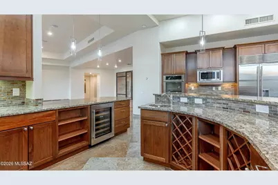 4118 W Cayton Mountain Drive, Marana, AZ 85658 - Photo 16