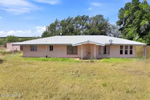 4842 W Gleeson Rd, Elfrida, AZ 85610 - Photo 4