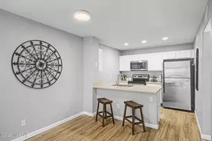 5675 N Camino Esplendora, Tucson, AZ 85718 - Photo 10
