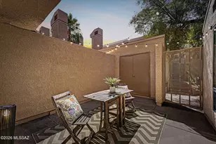5675 N Camino Esplendora, Tucson, AZ 85718 - Photo 2