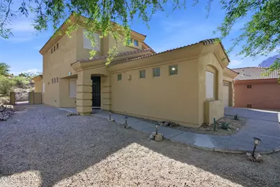 10706 N Hewitt Place, Oro Valley, AZ 85737 - Photo 2