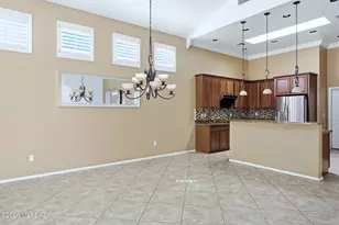 10706 N Hewitt Pl, Oro Valley, AZ 85737 - Photo 8