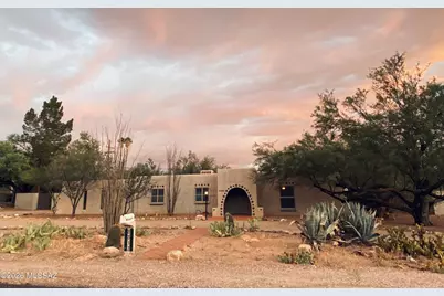 8812 E Snyder Road, Tucson, AZ 85749 - Photo 2