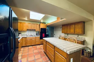 8812 E Snyder Rd, Tucson, AZ 85749 - Photo 16