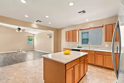 972 W Leatherleaf Drive, Tucson, AZ 85755 - Photo 16