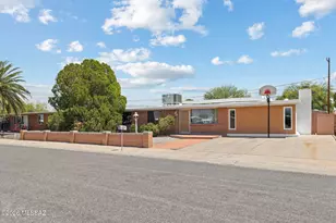 6166 E 31st St, Tucson, AZ 85711 - Photo 2