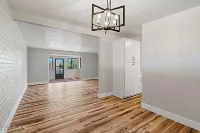 7957 E 19th Place, Tucson, AZ 85710 - Photo 14