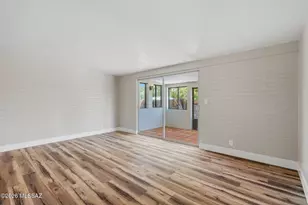 7957 E 19th Pl, Tucson, AZ 85710 - Photo 10