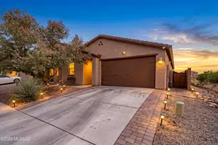 6835 W Canopus Loop, Tucson, AZ 85757 - Photo 1