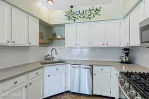 3585 W Sky Ridge Loop, Tucson, AZ 85742 - Photo 14