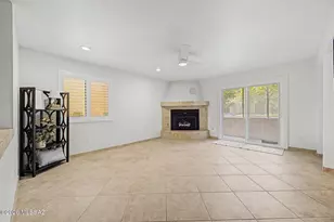 8271 N Oracle Rd, Oro Valley, AZ 85704 - Photo 4