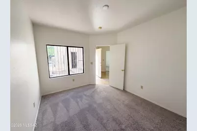 7855 E Roget Drive, Tucson, AZ 85710 - Photo 10