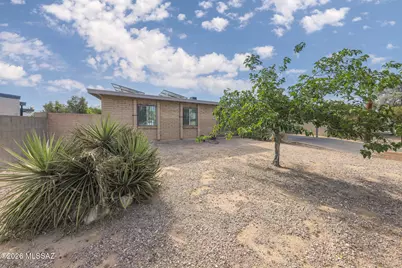 2327 E Honeysuckle Street, Tucson, AZ 85706 - Photo 10