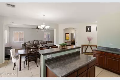 6535 W Beecher Falls Way, Tucson, AZ 85757 - Photo 12