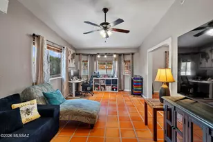 160 Famoso Ct, Rio Rico, AZ 85648 - Photo 6