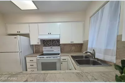 982 N Camino Las Solanas, Tucson, AZ 85710 - Photo 4