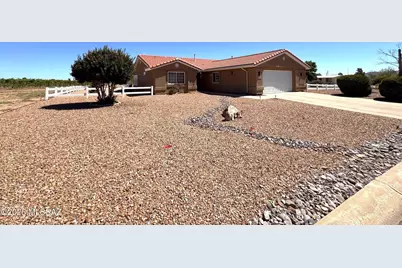 927 E Christmas Tree Lane, Pearce, AZ 85625 - Photo 2