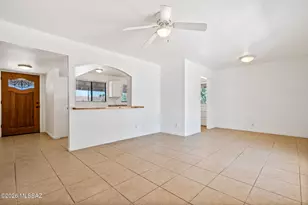 1012 S Carnegie Dr, Tucson, AZ 85710 - Photo 12