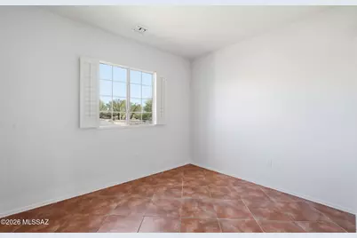 965 W Via Del Placio, Green Valley, AZ 85614 - Photo 10