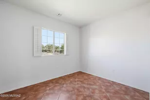 965 W Via Del Placio, Green Valley, AZ 85614 - Photo 10
