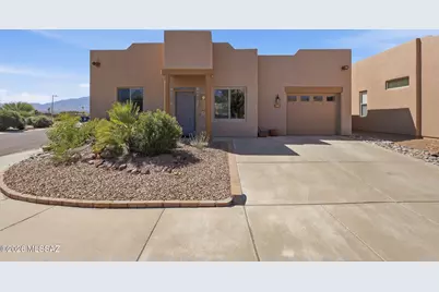 965 W Via Del Placio, Green Valley, AZ 85614 - Photo 1