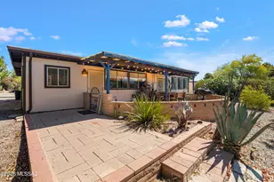 112 E La Grosella, Green Valley, AZ 85614 - Photo 2