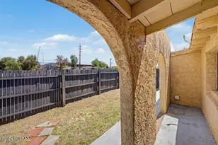3762 E 22nd St, Tucson, AZ 85713 - Photo 4