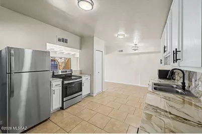 3762 E 22nd Street #B, Tucson, AZ 85713 - Photo 10