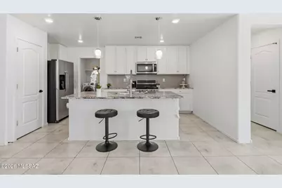 8587 W Magpie Place, Tucson, AZ 85757 - Photo 12