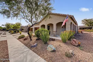 43 E Peralta Canyon Ct, Oro Valley, AZ 85755 - Photo 2