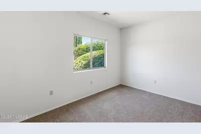 996 W VÃ­a De La Fonda, Green Valley, AZ 85614 - Photo 16