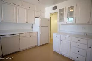 4917 E Timrod St, Tucson, AZ 85711 - Photo 8
