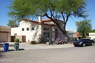 8872 E Desert Lily Pl, Tucson, AZ 85715 - Photo 2