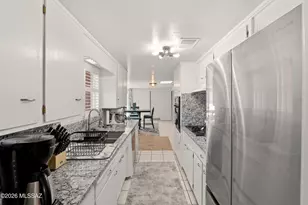 8925 E Bellevue St, Tucson, AZ 85715 - Photo 2