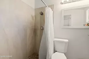 8925 E Bellevue St, Tucson, AZ 85715 - Photo 14