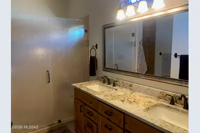 2514 E Petroglyph Lane, Oro Valley, AZ 85755 - Photo 14