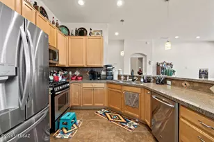 2506 N Blue Willow TR, Tucson, AZ 85715 - Photo 12