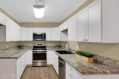 2217 E Silver Street, Tucson, AZ 85719 - Photo 8