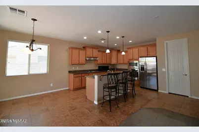 143 W Sweet Shrub Avenue, Queen Creek, AZ 85140 - Photo 4