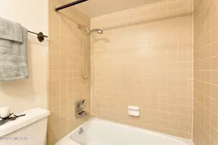 645 S Los Rubies Cir, Green Valley, AZ 85614 - Photo 18