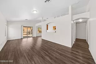 8260 W Opal Moon Ct, Tucson, AZ 85743 - Photo 2