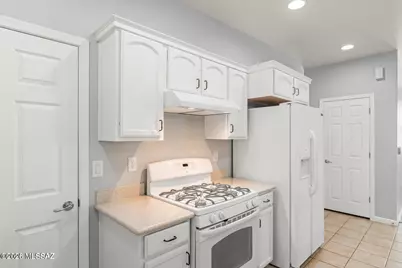 10134 S Azure Surrey Drive, Vail, AZ 85641 - Photo 18