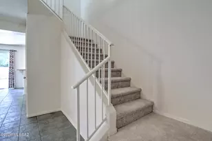 1057 W Sea Lion Dr, Tucson, AZ 85704 - Photo 14