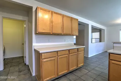 1057 W Sea Lion Drive, Tucson, AZ 85704 - Photo 10