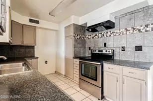 5731 E Helen St, Tucson, AZ 85712 - Photo 22