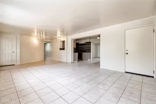 5731 E Helen St, Tucson, AZ 85712 - Photo 26