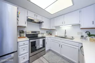 913 N Balachai Ln, Tucson, AZ 85748 - Photo 14