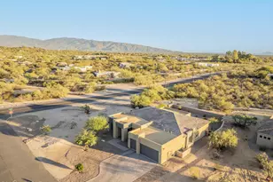 8882 E Placita Rio de Vidrio, Tucson, AZ 85749 - Photo 1
