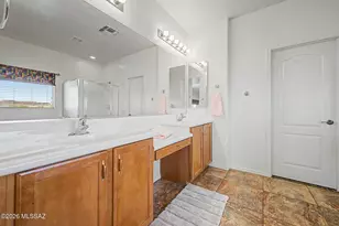 8273 N Amber Burst Dr, Tucson, AZ 85743 - Photo 26